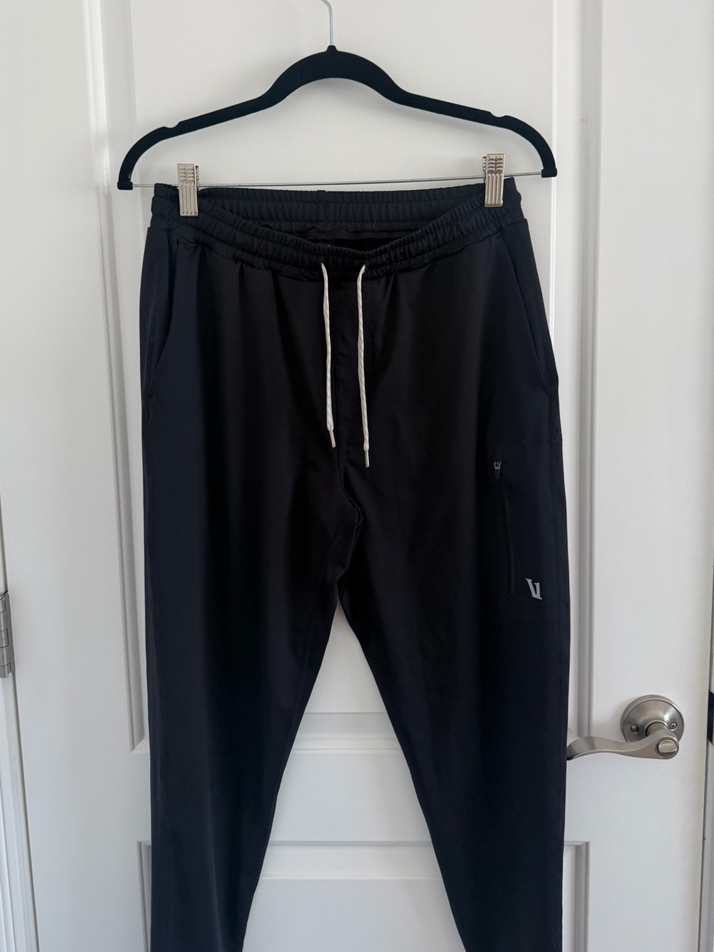 Vuori Black Athletic Jogger with Drawstring
